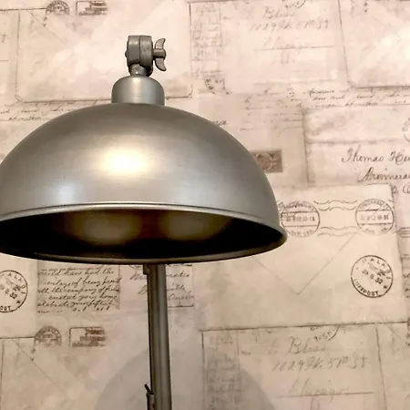 Charming Design With Garden In Lejlighed *