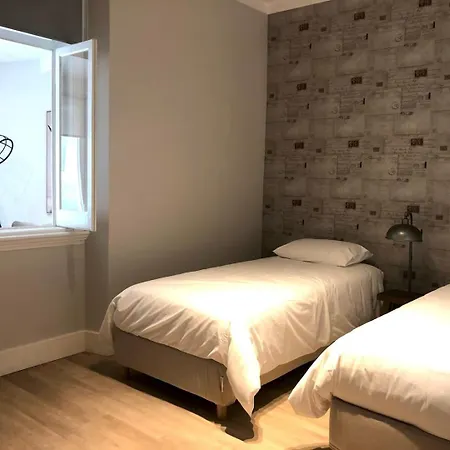 Charming Design With Garden In Apartment Moita (Setubal)